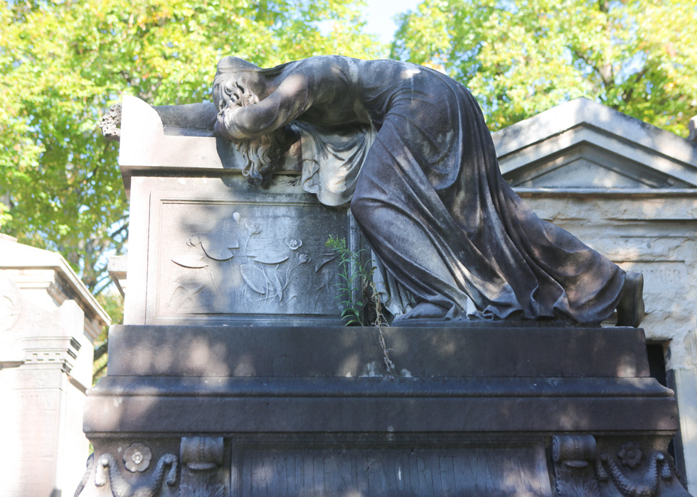 cimeti-re-du-p-re-lachaise-o-bon-paris-easy-to-be-parisian